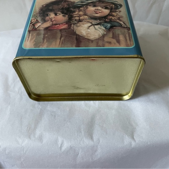 90s Neilson's Crispy Crunch Advertising Tin box baby Metal box Antique vintage - Picture 10 of 16